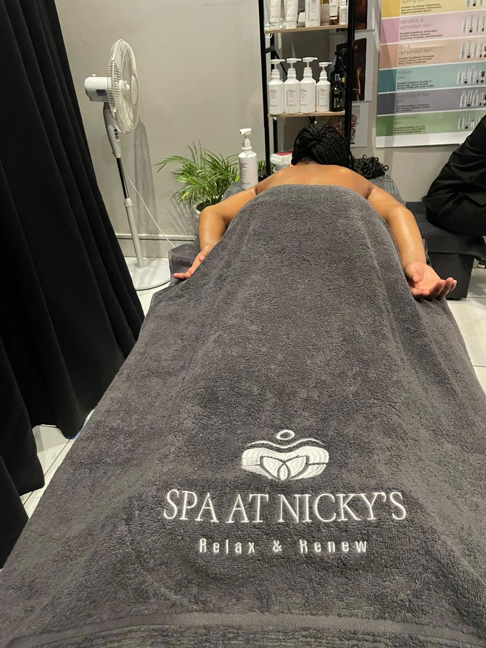 Nicky's Relaxing Spa Treatment 