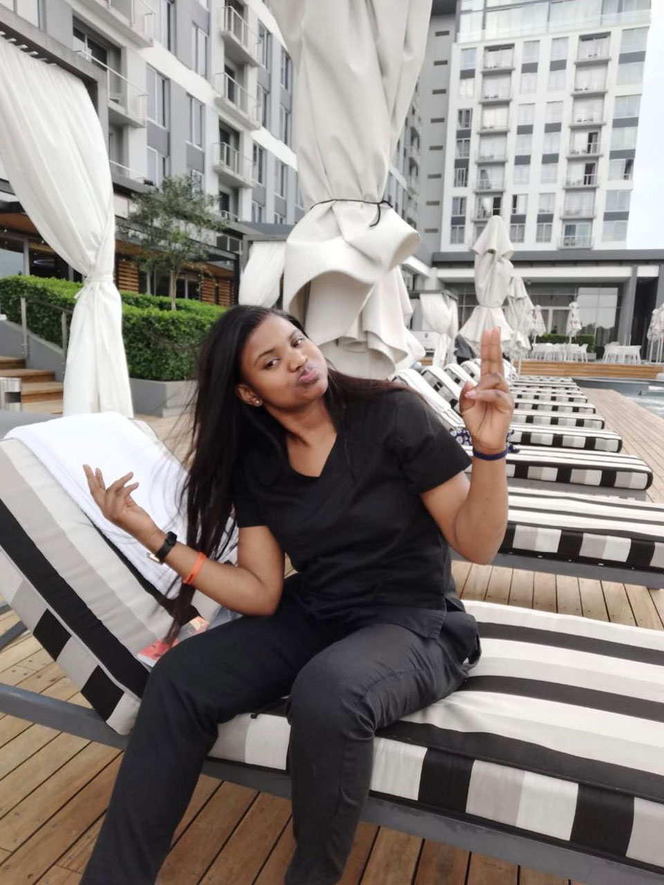 Nicky's Relaxing Spa Treatment 